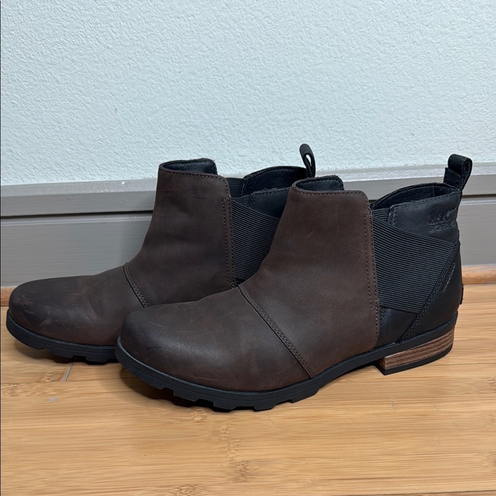 Sorel Emilie Waterproof Leather Ankle Boot in Brown & Black Women's Size 11